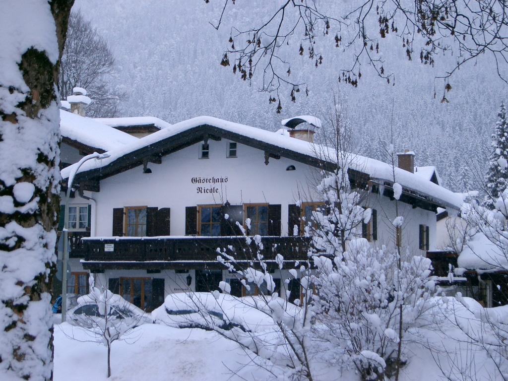 Gaestehaus Nicole Γκάρμις-Παρτενκίρχεν Εξωτερικό φωτογραφία