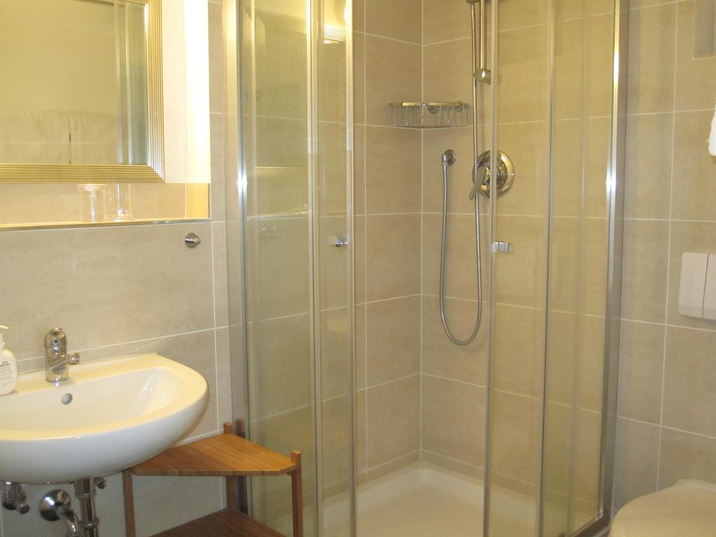 Gaestehaus Nicole Γκάρμις-Παρτενκίρχεν Εξωτερικό φωτογραφία